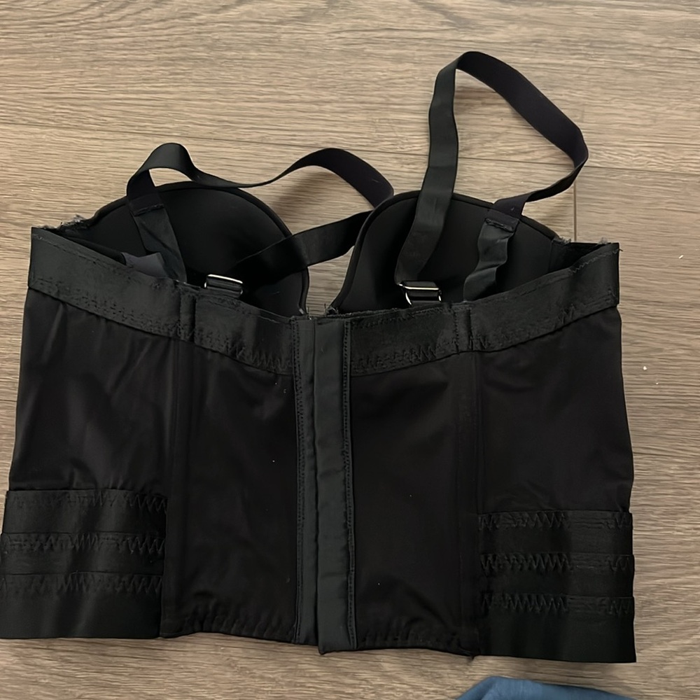H&M Bra Top (Great for layering) - Picture 2 of 5